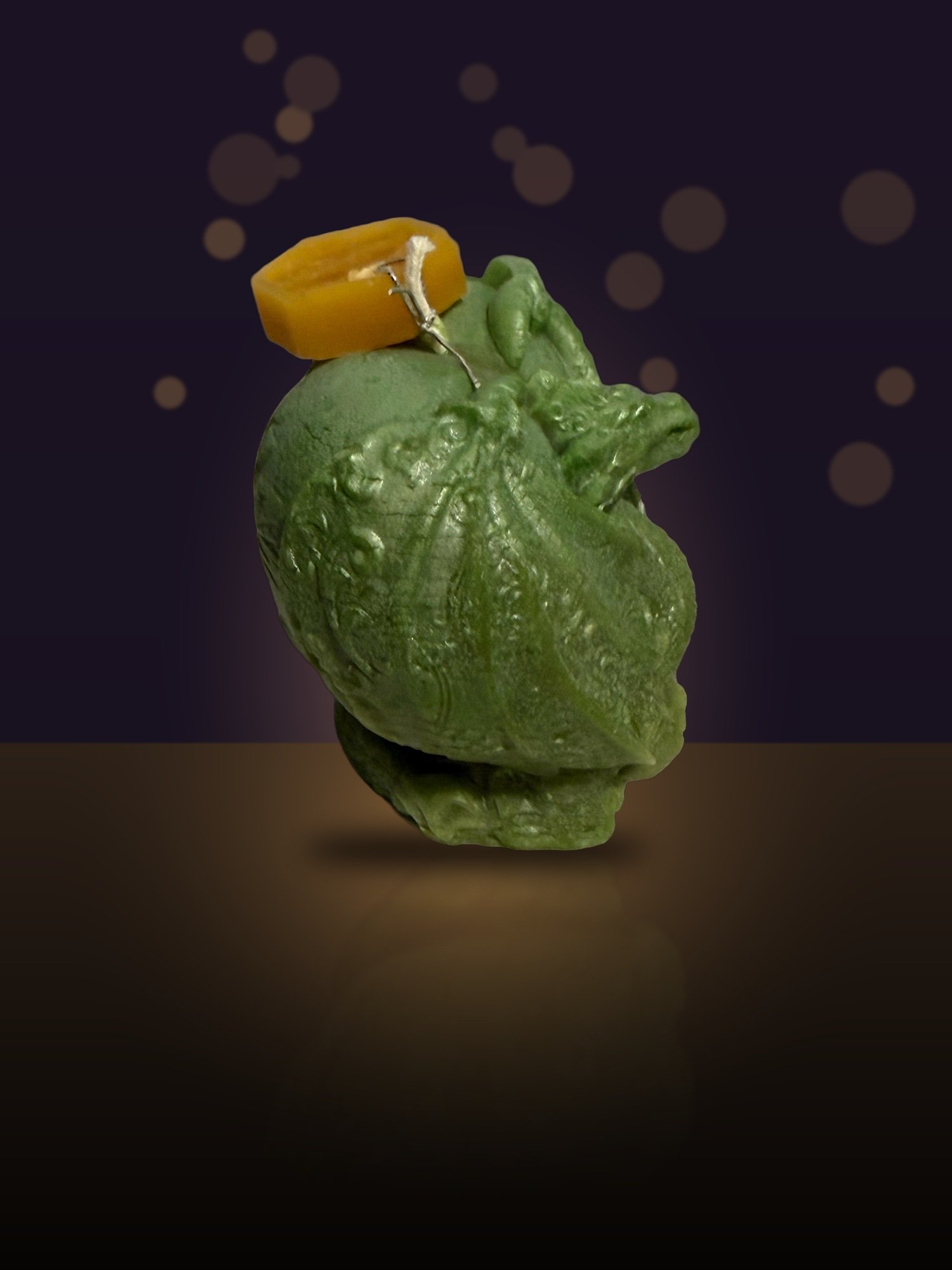 Maine Beeswax Dragon Heart Candle - Image 4